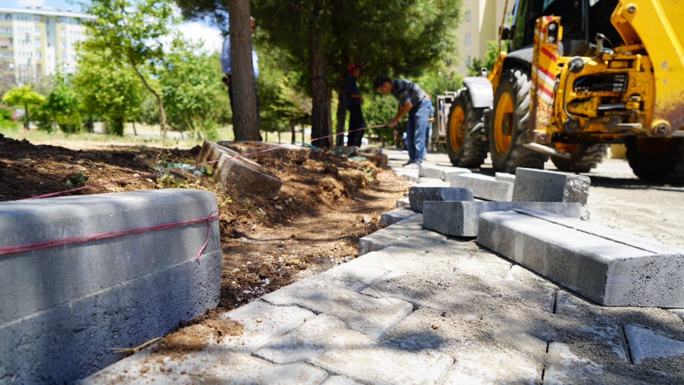 Narlıkuyuda Kaldırım Çalışması Yapıldı