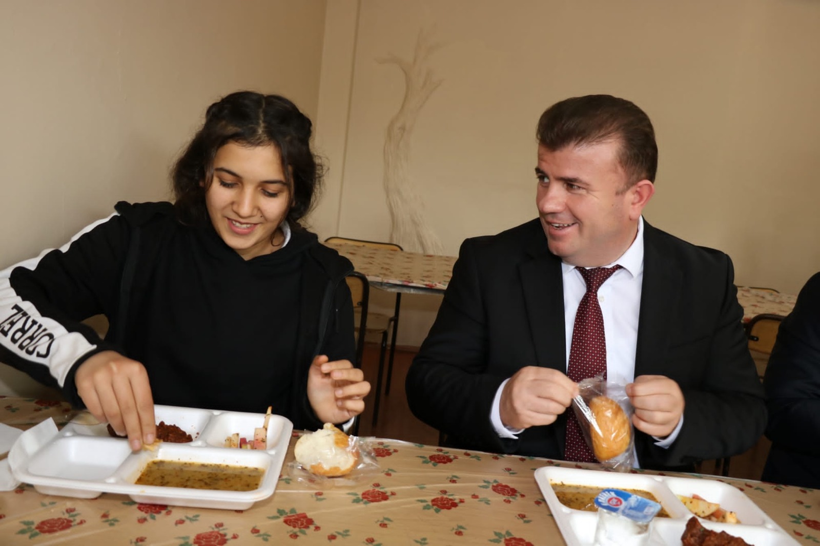 19 bin öğrenciye ücretsiz yemek imkanı
