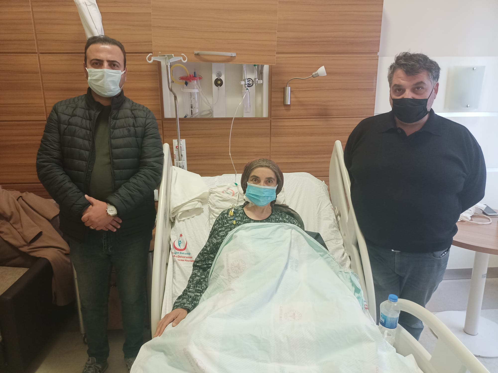 Kolon Kanseri İlk Kez Uygulanan Yöntemle Sağlığına Kavuştu