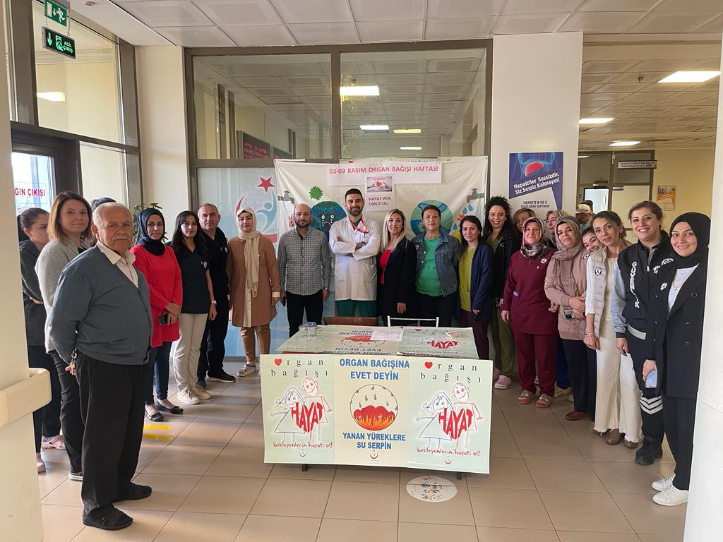 Besni'de 'Organ Bağışı Haftası' standına yoğun ilgi