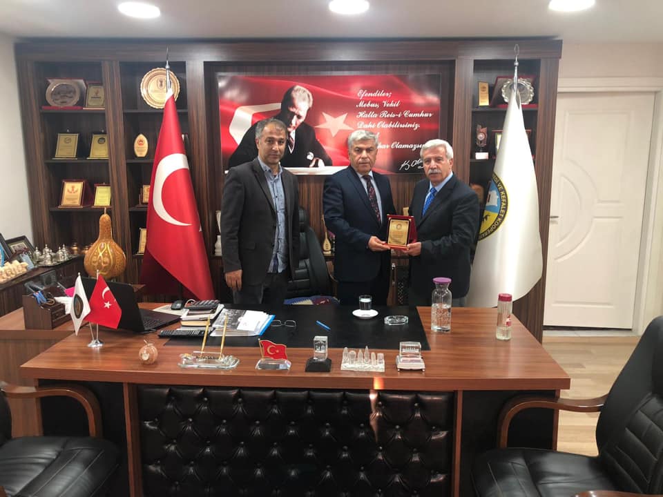 Salman’a Üstün Hizmet Başarı Plaketi