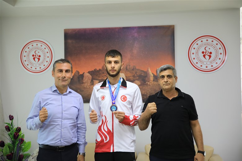 Emirhan, Balkan Şampiyonasında Ülkemizi Temsil Edecek