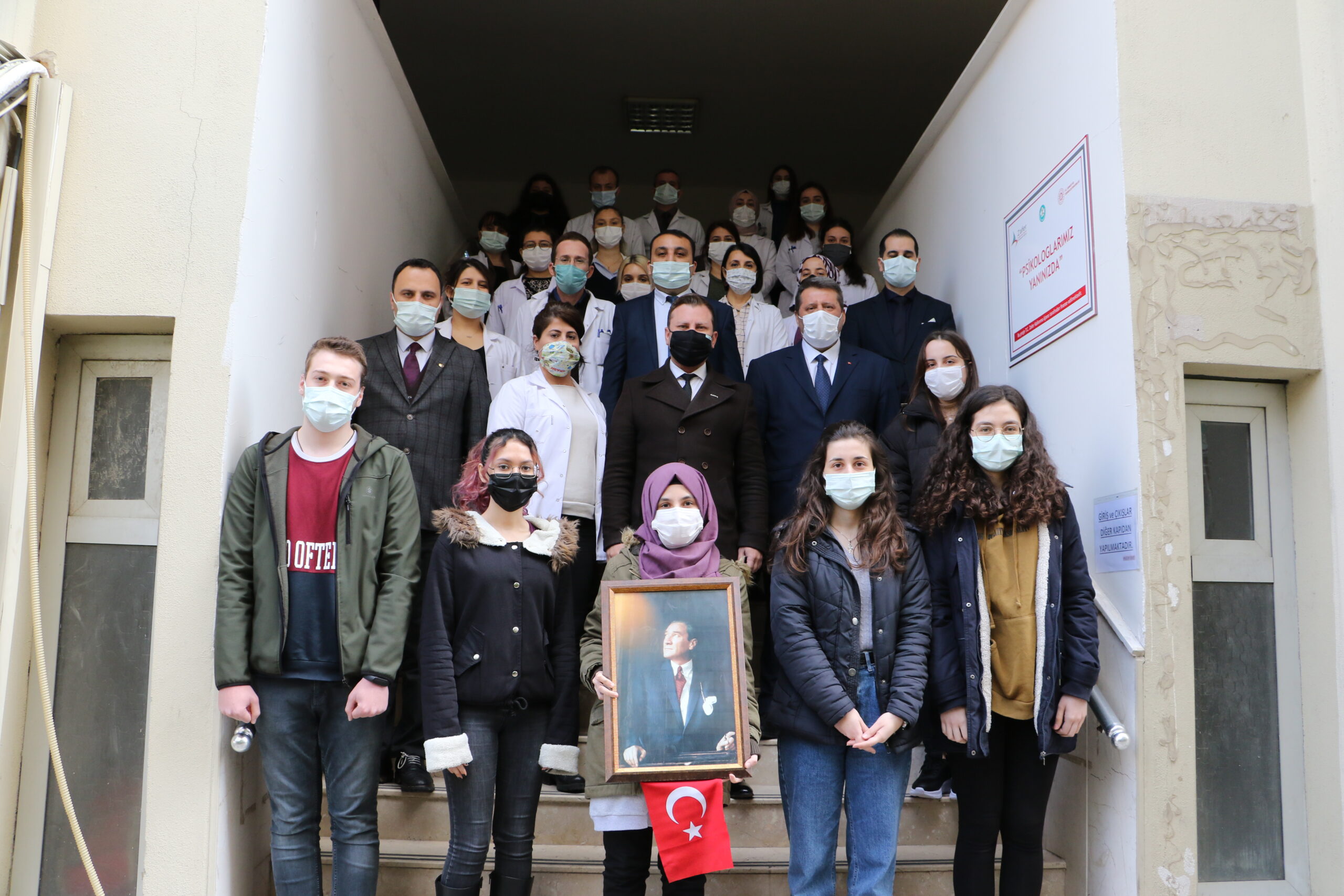 Manisa gençleriyle Çanakkale Zaferi'ni kutladı