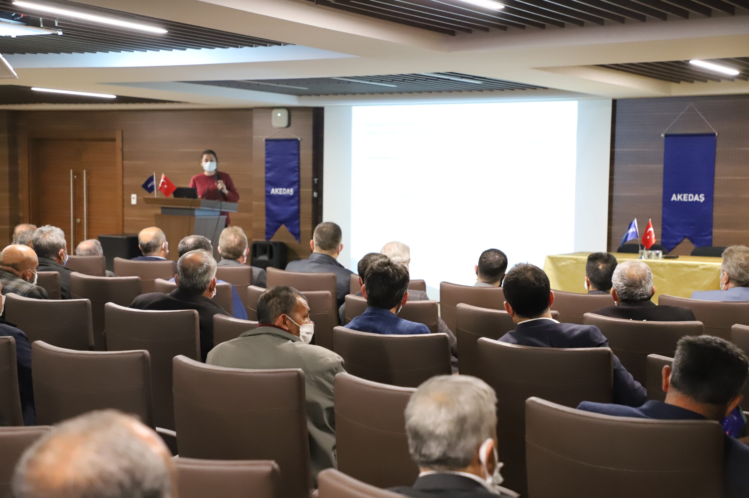 Akedaş Elektrik Dağıtım A.Ş. Mahalle Muhtarları İle Bir Araya Geldi