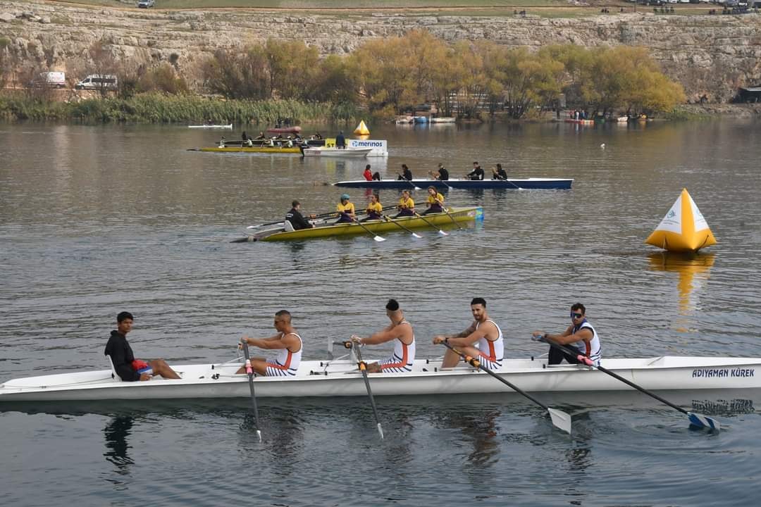 Tarihi Kızılinde Kürek Maratonu Heyecanı