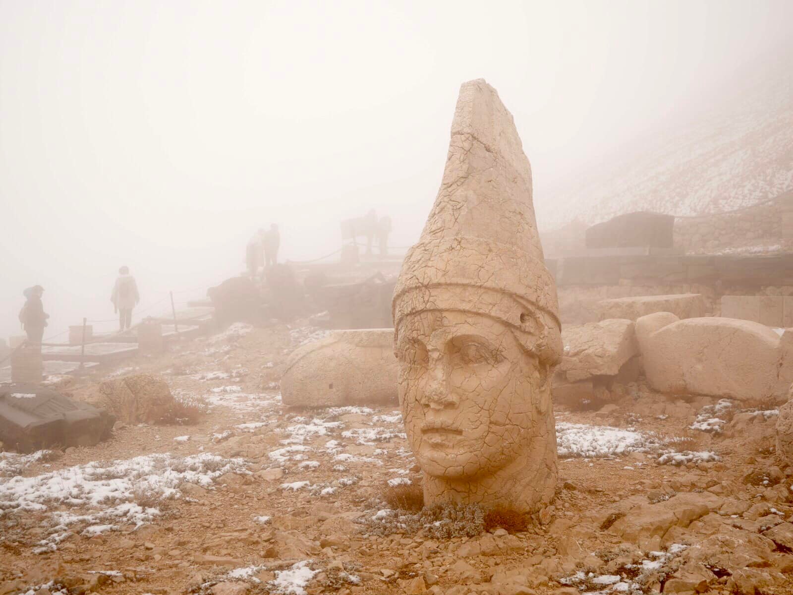 Nemrut Dağına İlk Kar Yağdı