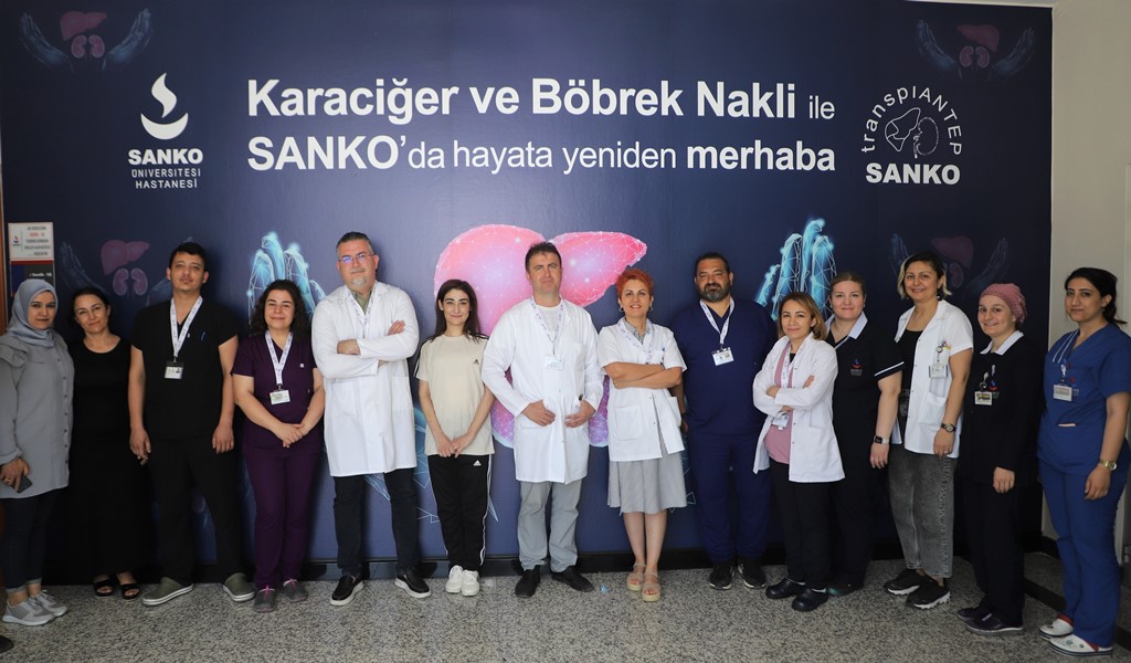 Canlı Vericili Karaciğer Nakliyle Yaşama Yeniden Tutundu