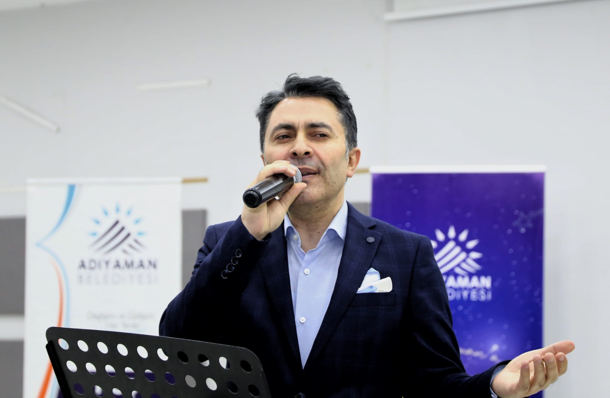 Önül İlahileriyle Güzel Bir Gece Yaşattı