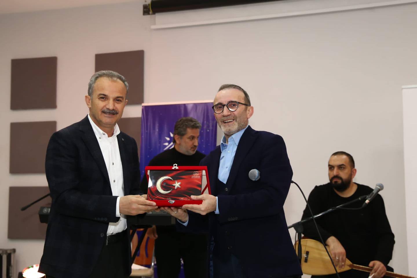 Ömer Karaoğlu'ndan Muhteşem Konser