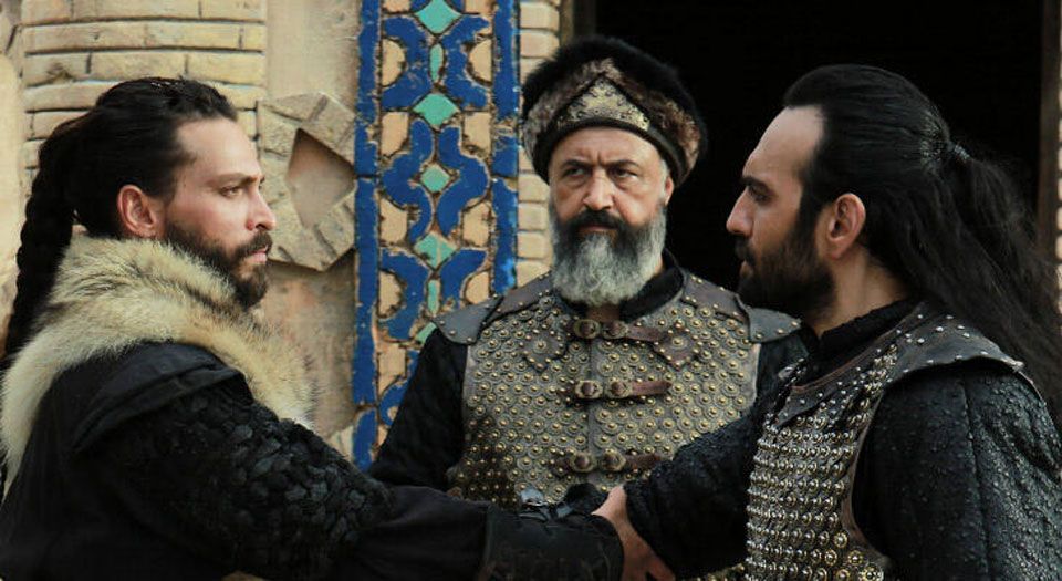 'Uyanış'a COVID-19 molası
