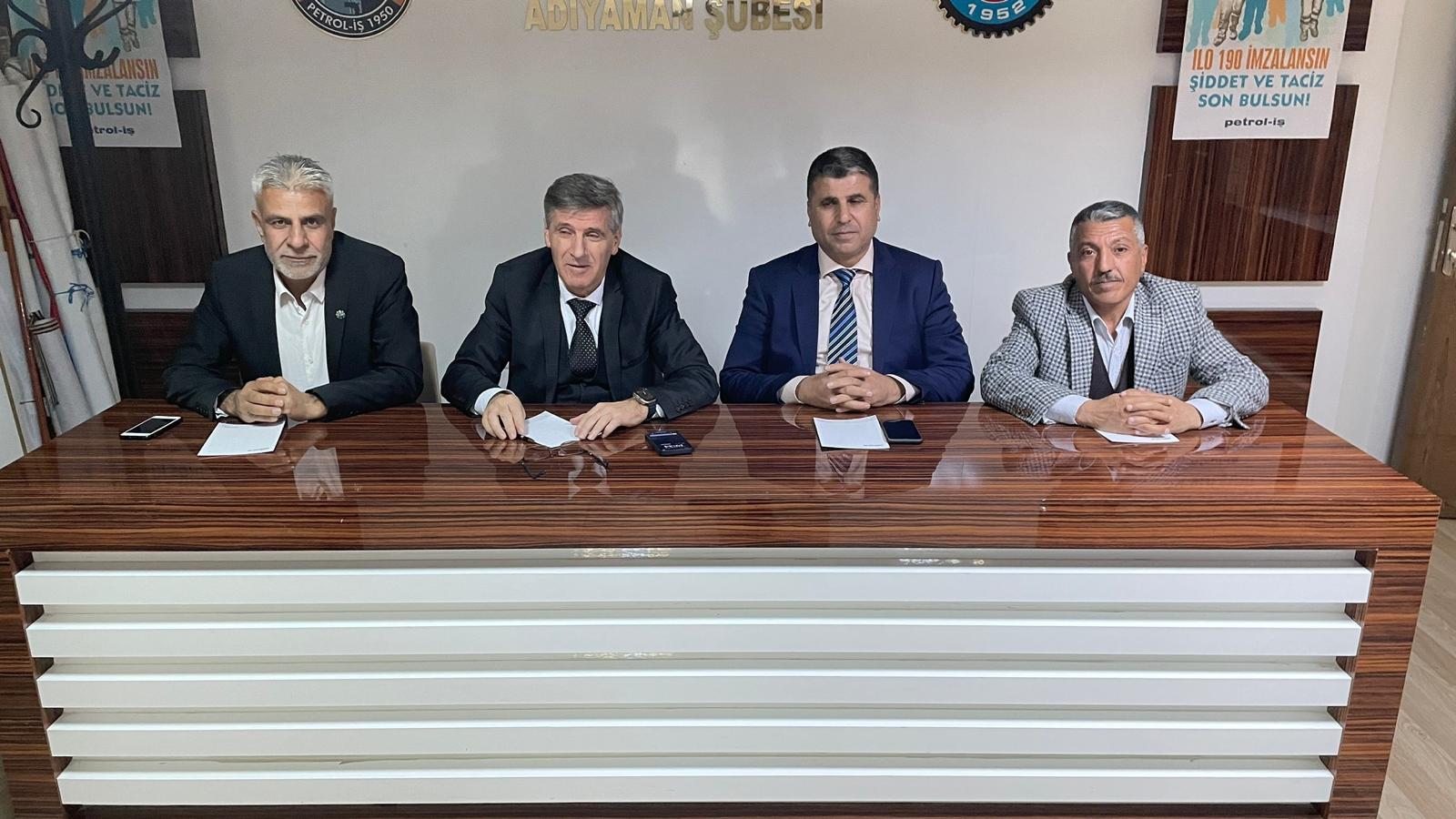 Akyüz, Müjdeyi Verdi!