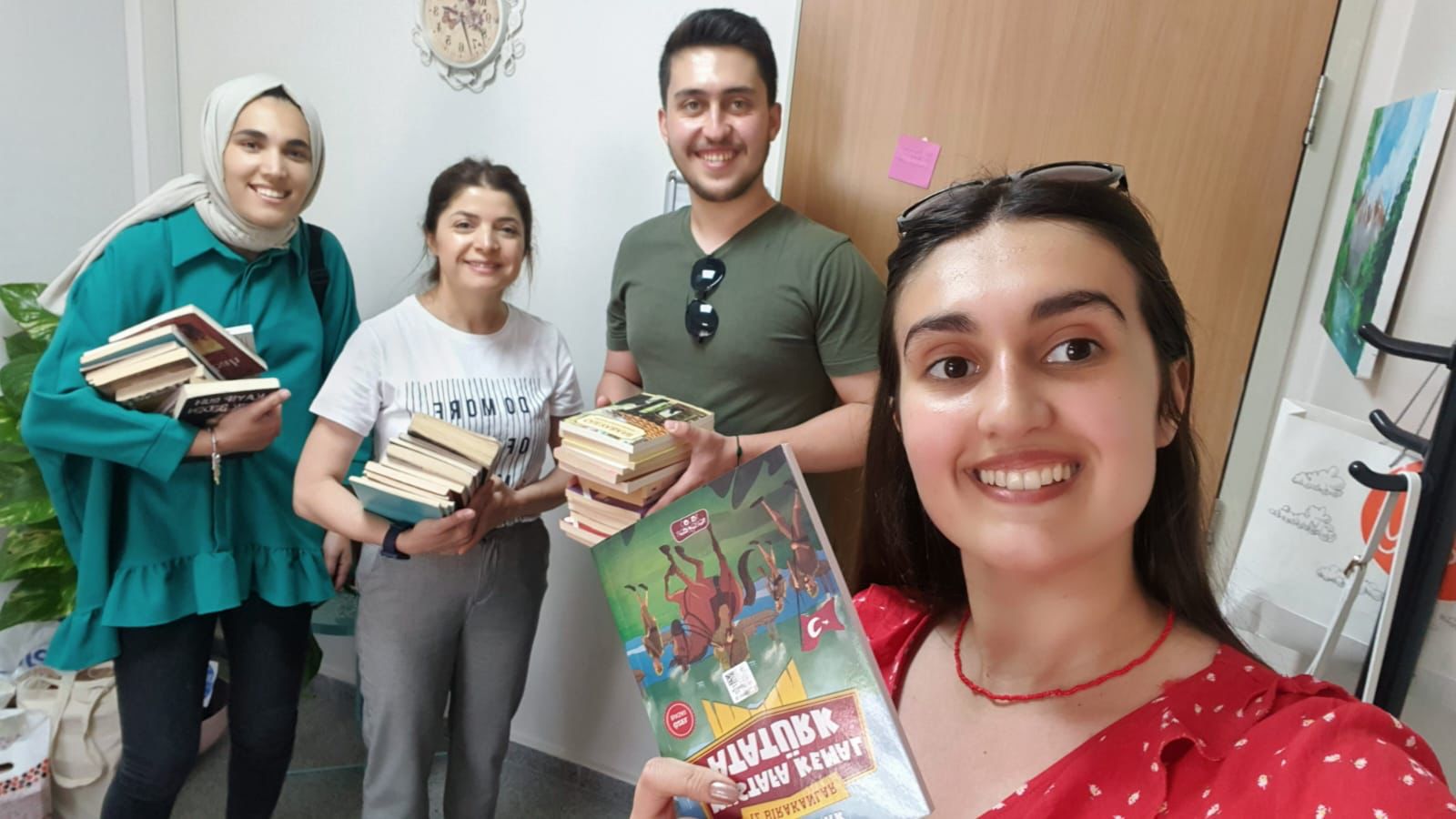 ADYÜ’lü Öğrenciler, Köy Okulu İçin Kütüphane Oluşturdu