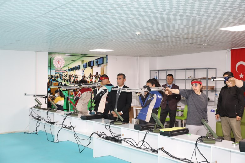 Atıcılıkta Madalyaları Topladık