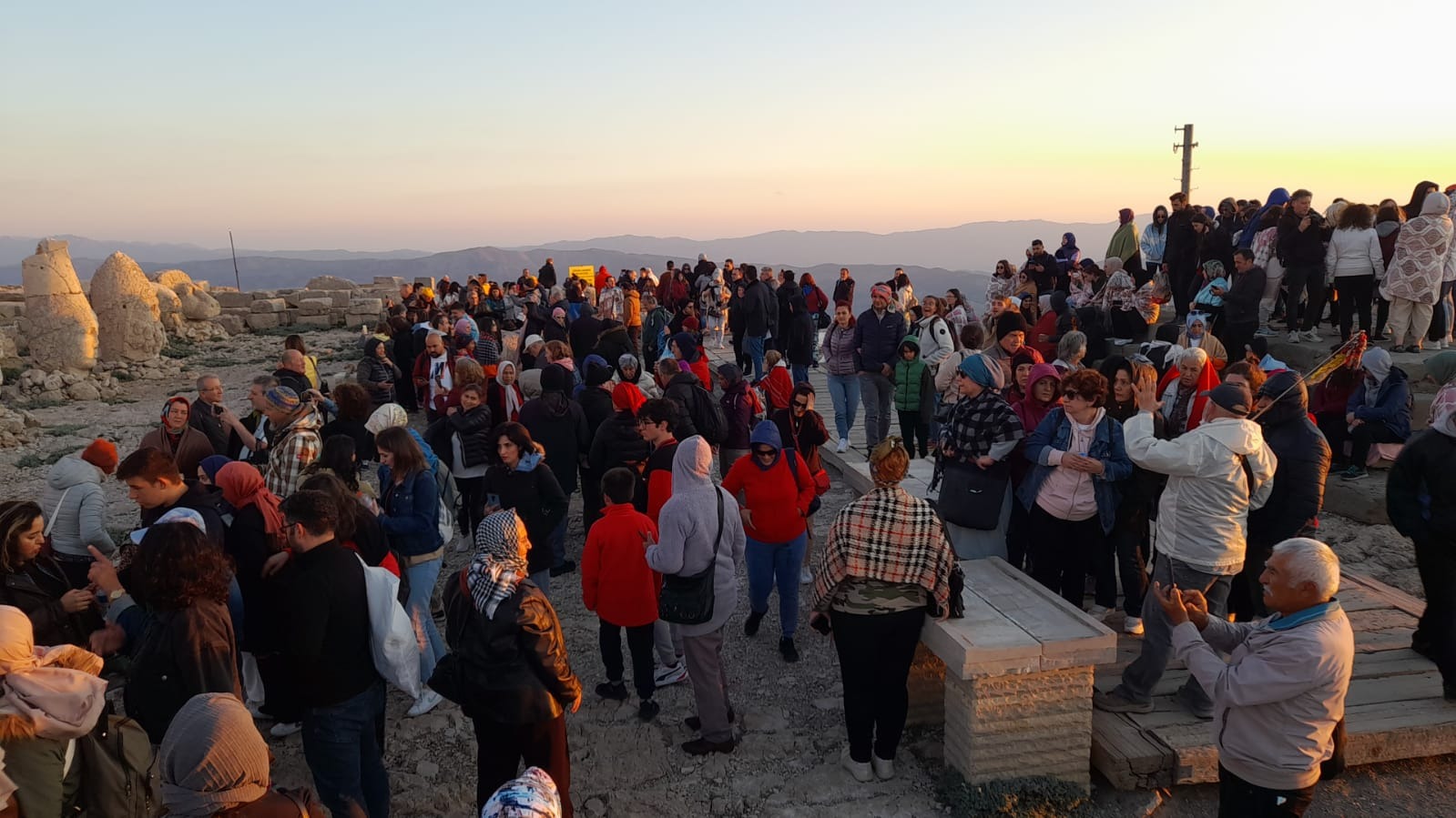 Nemrut Dağına Ziyaretçi Akını