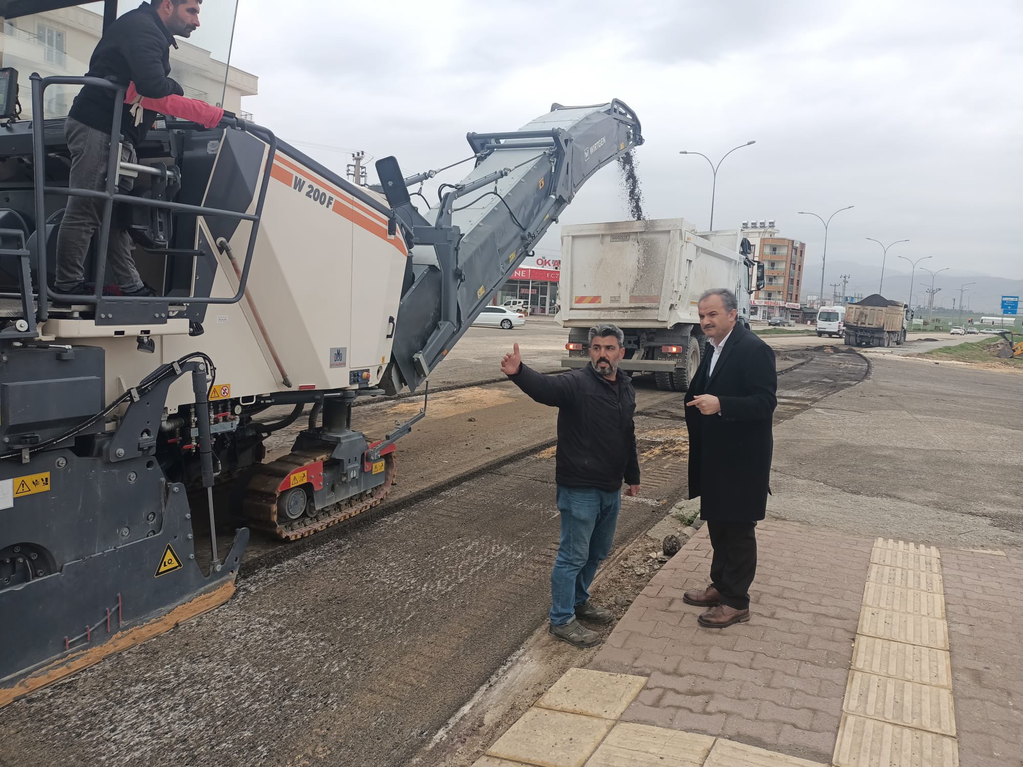 Eğitim ve Araştırma Hastanesi Yolu Yenileniyor