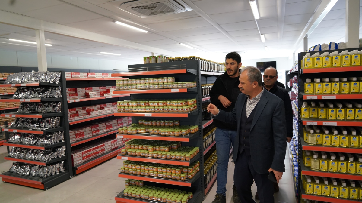 Başkan Kılınç Destek Markette incelemelerde bulundu