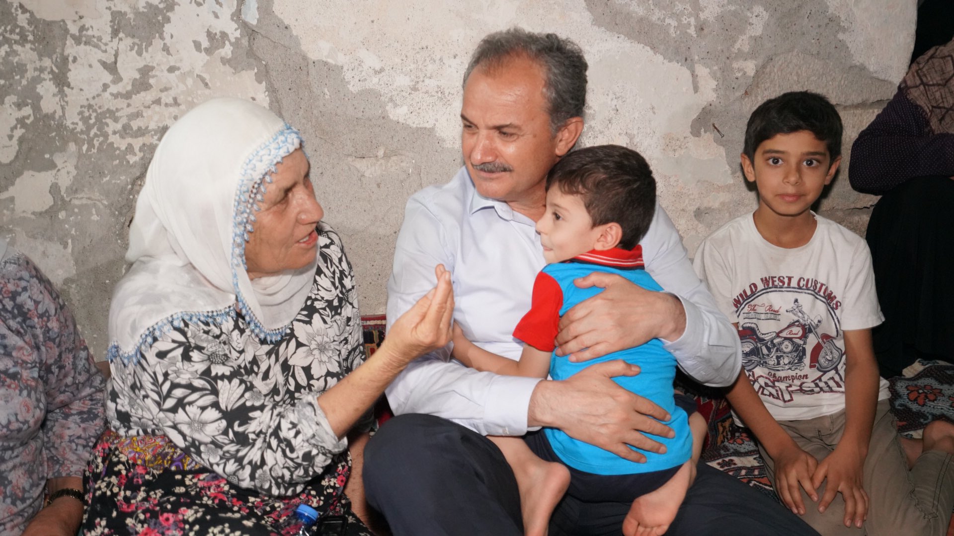 Başkan Kılınç, Bahçecik Mahallesi'ndeki Kadınlarla Bir Araya Geldi