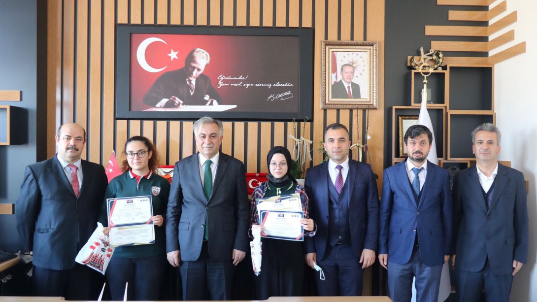Adıyaman Fatih Anadolu Lisesi Madalyayla Döndü