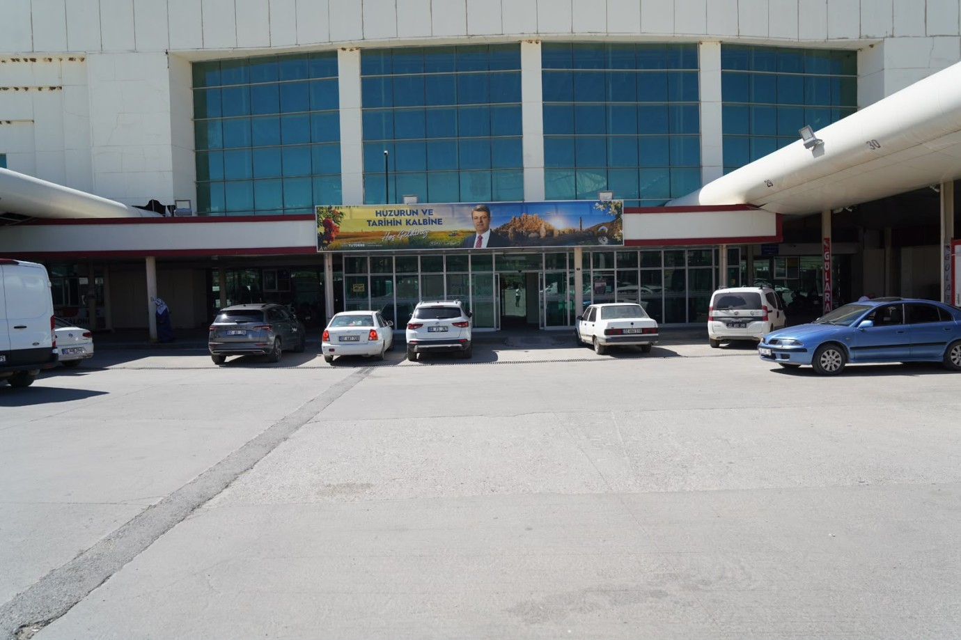 Adıyaman otogarı yenilendi: Esnaf ve çalışanlardan Başkan Tutdere’ye teşekkür