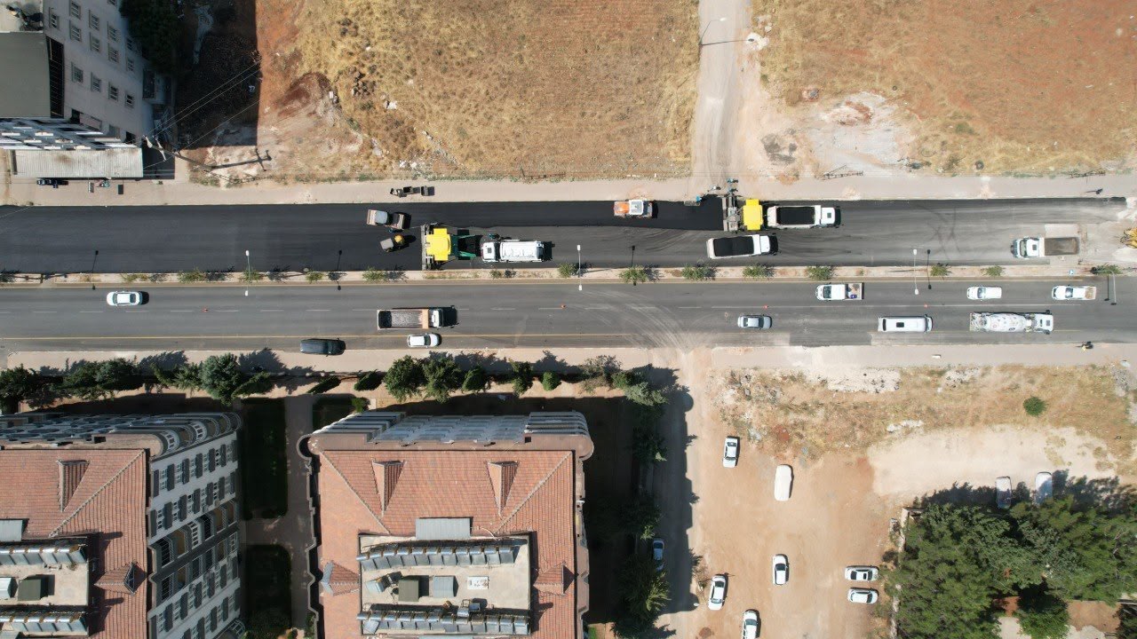 3. Çevre Yolu’nda kuzey bölümünde asfalt çalışmaları tamamlandı