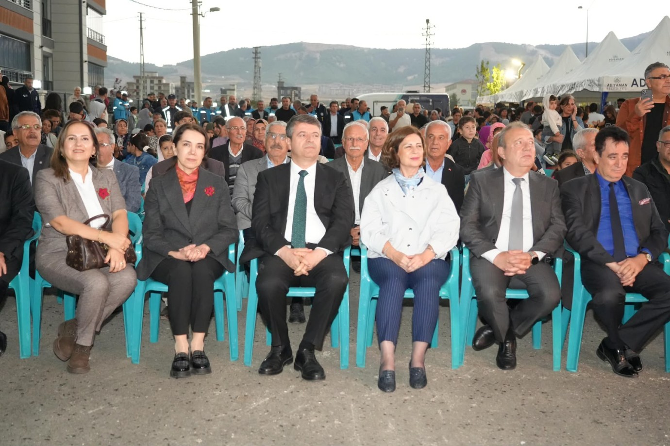 Adıyaman’da dayanışmanın sembolü: Eskişehir Parkı coşkulu bir törenle hizmete açıldı