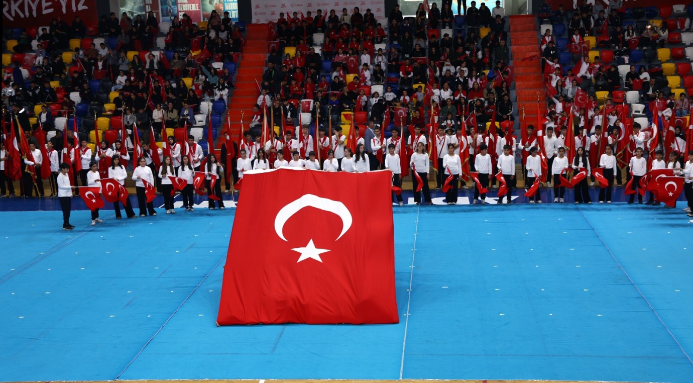 BAĞIMSIZLIĞIMIZIN SİMGESİ CUMHURİYETİMİZ 103 YAŞINDA